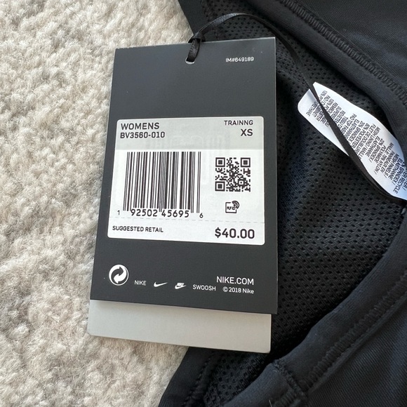 Nike Swoosh Bra NWT Size XS black - Picture 3 of 3